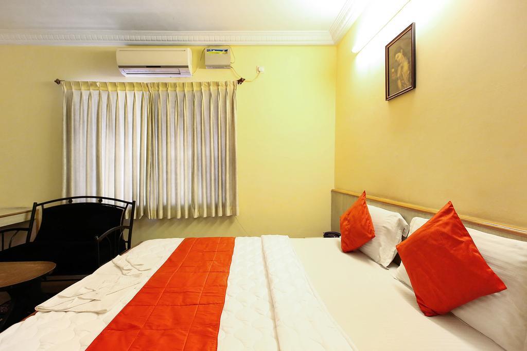 Oyo 4606 Hotel Maple Green Suites Bangalore Camera foto