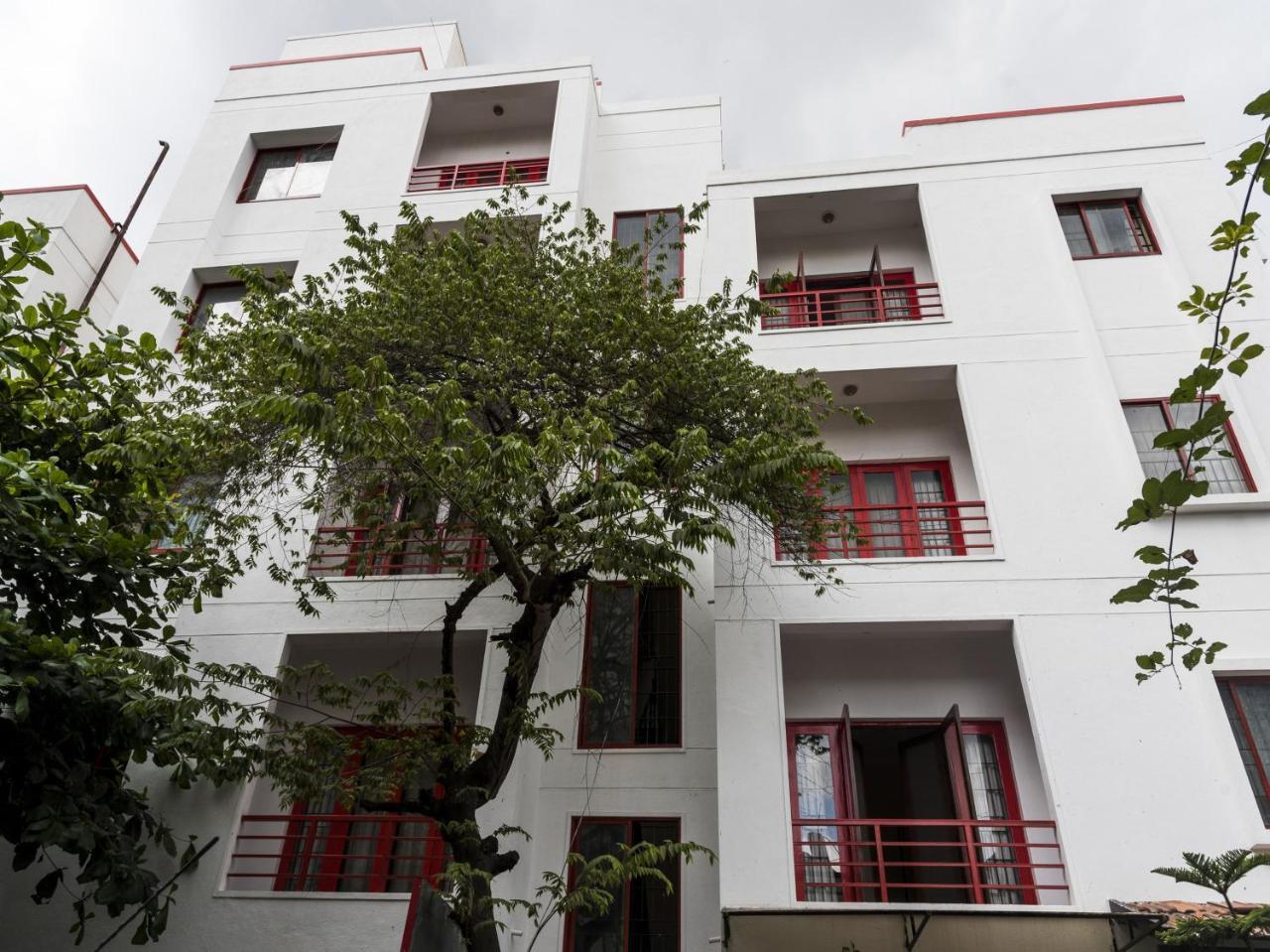 Oyo 4606 Hotel Maple Green Suites Bangalore Esterno foto